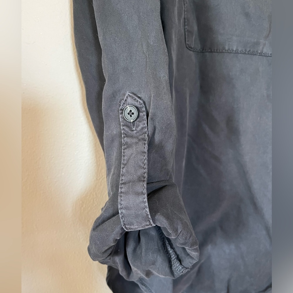 Universal Thread Gray Button-Up Blouse - Picture 2 of 4